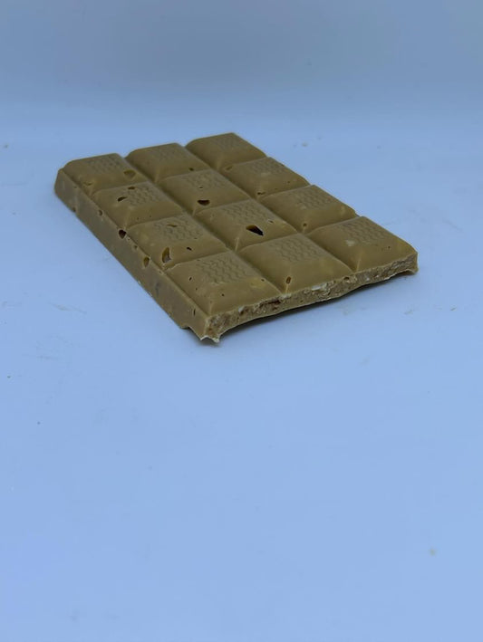 Tablette de chocolats blond cruchy