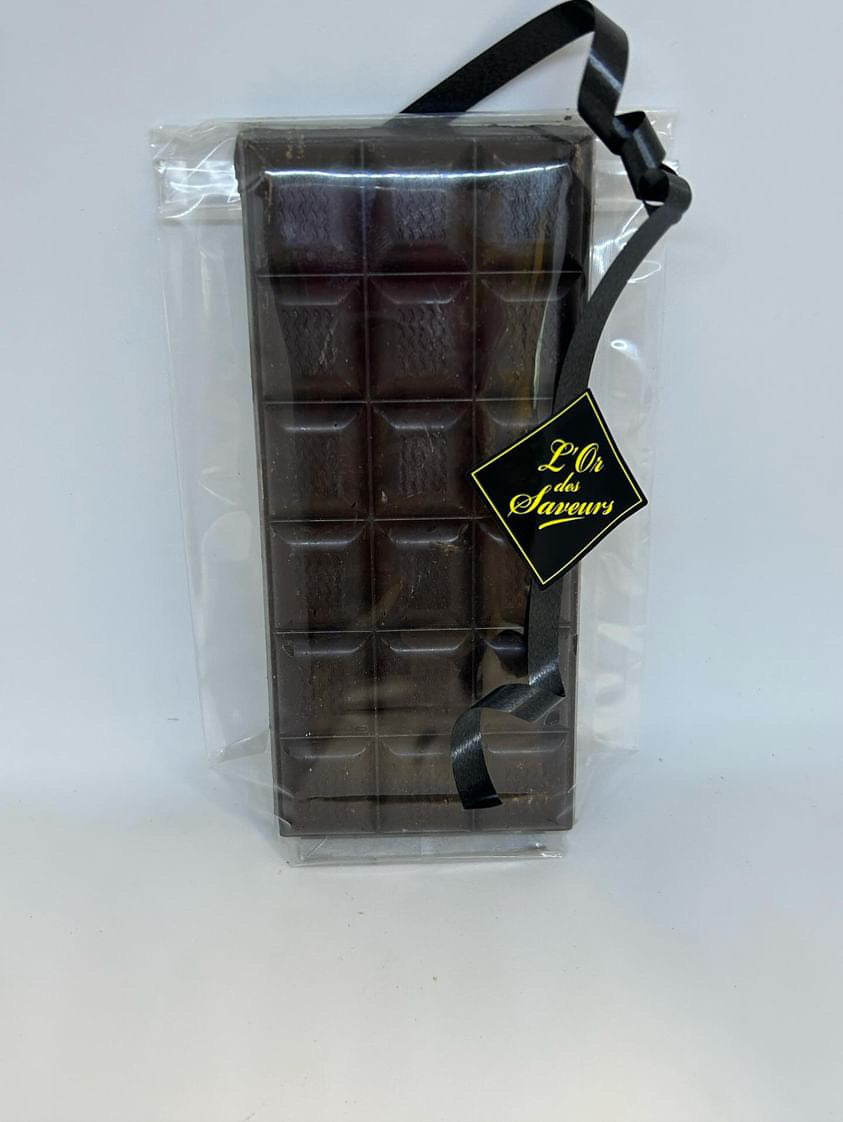 Tablette chocolats noir fourré au caramel beurre salé